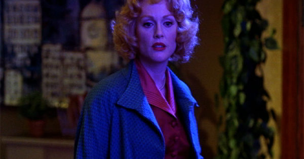 Moxie Pictures » Far From Heaven – Trailer